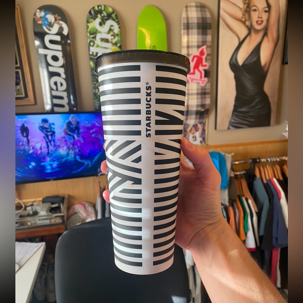 Rare zebra Starbucks cup